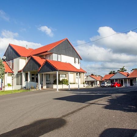 Bennetts Thermal Motor Inn Tauranga Extérieur photo